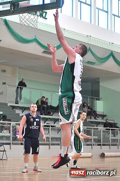 Zdjęcie w galerii na portalu naszraciborz.pl: Koszykówka. Pewna wygrana raciborzan z MKS Zabrze wiadomości z regionu