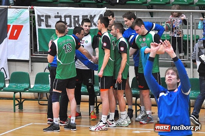 Zdjęcie w galerii na portalu naszraciborz.pl: AZS Rafako Racibórz nie dał rady Juvenii wiadomości z regionu