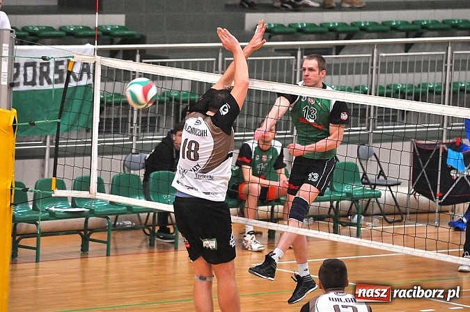Zdjęcie w galerii na portalu naszraciborz.pl: AZS Rafako Racibórz nie dał rady Juvenii wiadomości z regionu