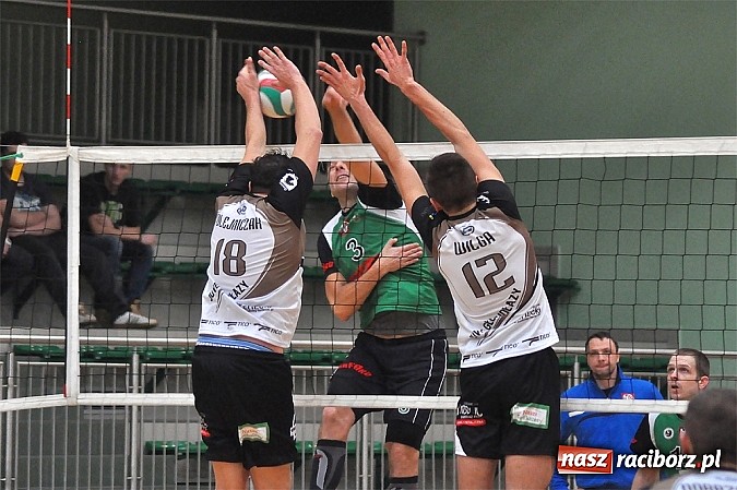 Zdjęcie w galerii na portalu naszraciborz.pl: AZS Rafako Racibórz nie dał rady Juvenii wiadomości z regionu