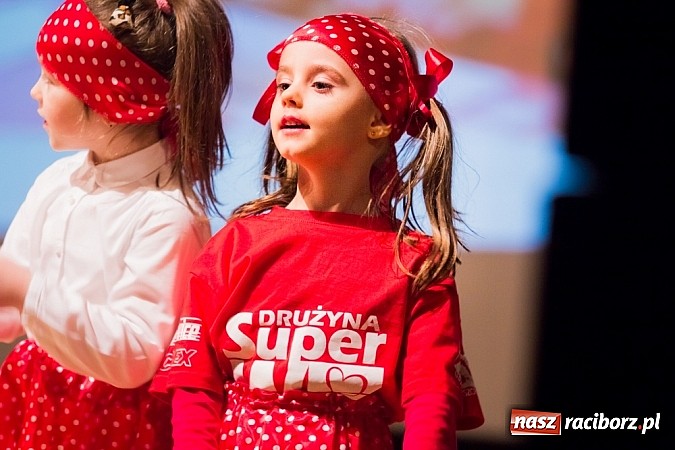 Zdjęcie w galerii na portalu naszraciborz.pl: Wielka Gala Szlachetnej Paczki w RCK wiadomości z regionu