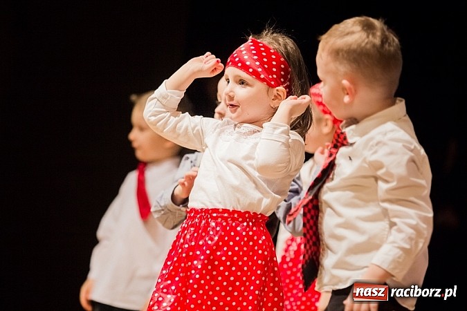 Zdjęcie w galerii na portalu naszraciborz.pl: Wielka Gala Szlachetnej Paczki w RCK wiadomości z regionu