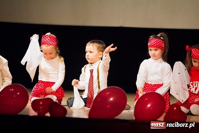 Zdjęcie w galerii na portalu naszraciborz.pl: Wielka Gala Szlachetnej Paczki w RCK wiadomości z regionu