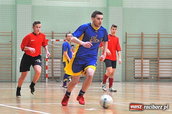 Zdjęcie w galerii na portalu naszraciborz.pl: HLPN: Zwycięstwo Samych Swoich. Osiem goli braci Harasów wiadomości z regionu