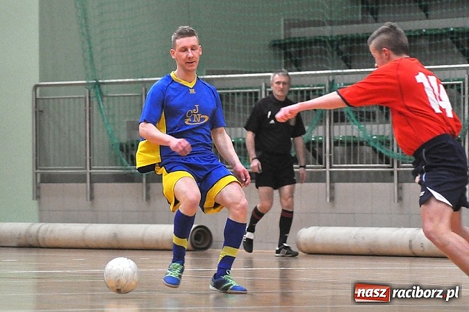 Zdjęcie w galerii na portalu naszraciborz.pl: HLPN: Zwycięstwo Samych Swoich. Osiem goli braci Harasów wiadomości z regionu