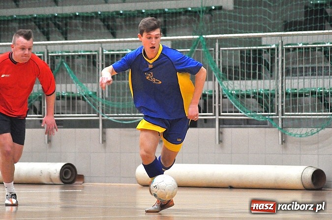 Zdjęcie w galerii na portalu naszraciborz.pl: HLPN: Zwycięstwo Samych Swoich. Osiem goli braci Harasów wiadomości z regionu