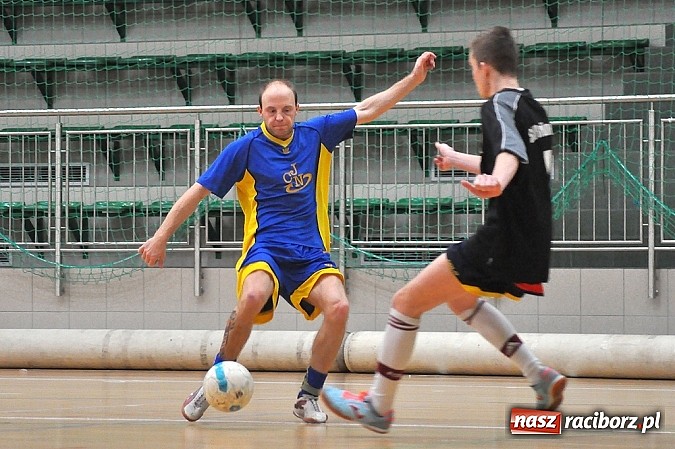 Zdjęcie w galerii na portalu naszraciborz.pl: HLPN: Zwycięstwo Samych Swoich. Osiem goli braci Harasów wiadomości z regionu
