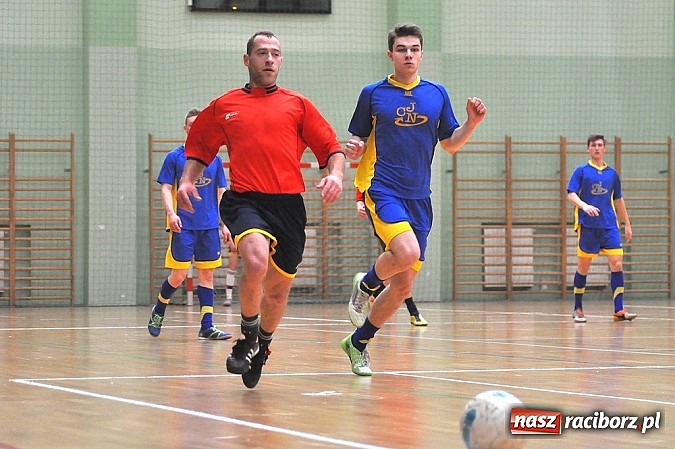 Zdjęcie w galerii na portalu naszraciborz.pl: HLPN: Zwycięstwo Samych Swoich. Osiem goli braci Harasów wiadomości z regionu