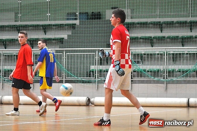 Zdjęcie w galerii na portalu naszraciborz.pl: HLPN: Zwycięstwo Samych Swoich. Osiem goli braci Harasów wiadomości z regionu