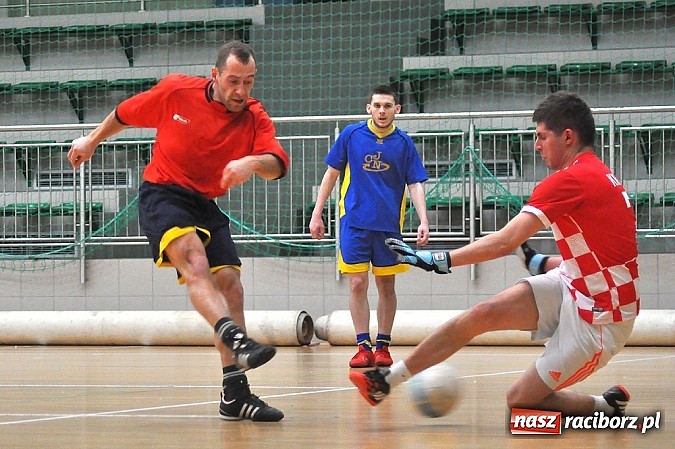 Zdjęcie w galerii na portalu naszraciborz.pl: HLPN: Zwycięstwo Samych Swoich. Osiem goli braci Harasów wiadomości z regionu
