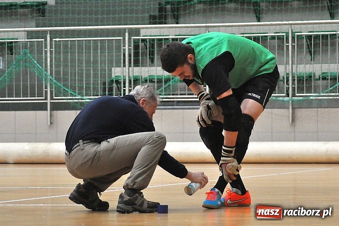Zdjęcie w galerii na portalu naszraciborz.pl: HLPN: Zwycięstwo Samych Swoich. Osiem goli braci Harasów wiadomości z regionu