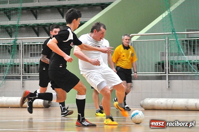 Zdjęcie w galerii na portalu naszraciborz.pl: HLPN: Zwycięstwo Samych Swoich. Osiem goli braci Harasów wiadomości z regionu