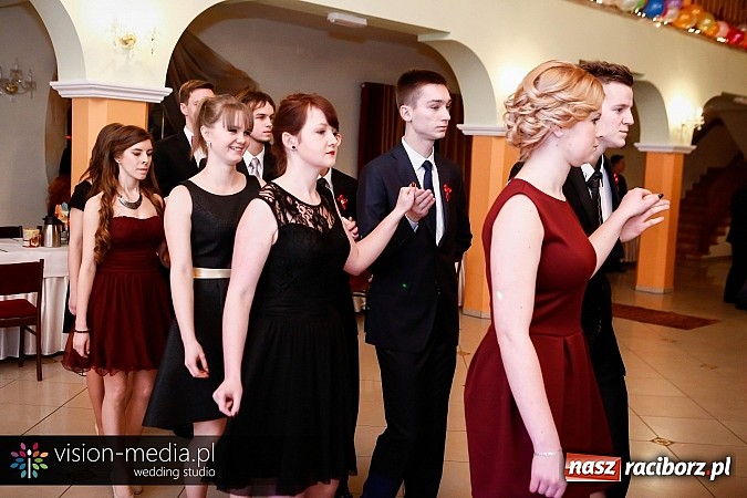 Zdjęcie w galerii na portalu naszraciborz.pl: Tak się bawił Mechanik - bal w Rogowie wiadomości z regionu