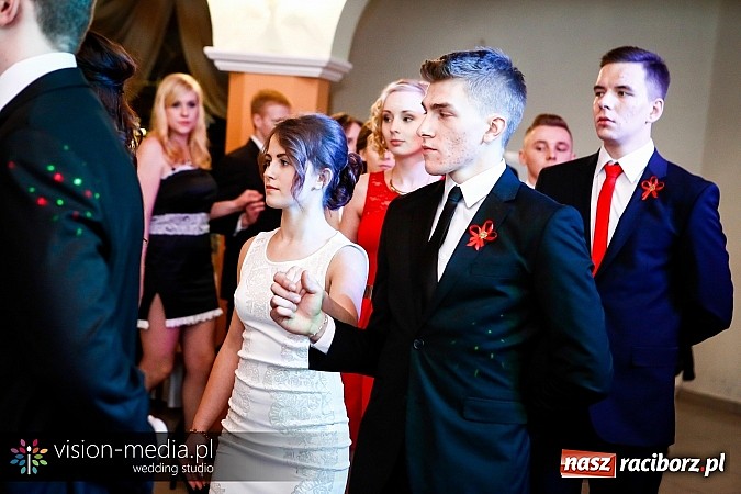 Zdjęcie w galerii na portalu naszraciborz.pl: Tak się bawił Mechanik - bal w Rogowie wiadomości z regionu