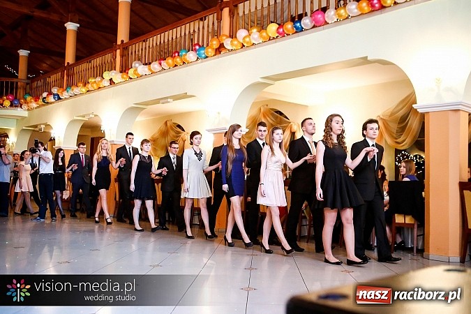 Zdjęcie w galerii na portalu naszraciborz.pl: Tak się bawił Mechanik - bal w Rogowie wiadomości z regionu