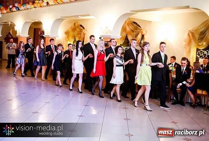 Zdjęcie w galerii na portalu naszraciborz.pl: Tak się bawił Mechanik - bal w Rogowie wiadomości z regionu