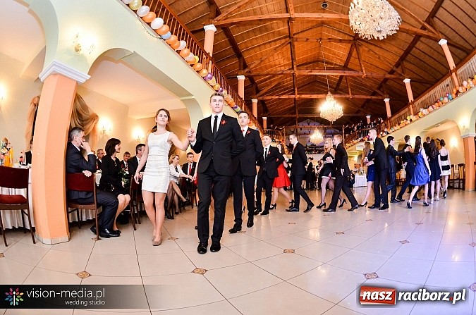 Zdjęcie w galerii na portalu naszraciborz.pl: Tak się bawił Mechanik - bal w Rogowie wiadomości z regionu