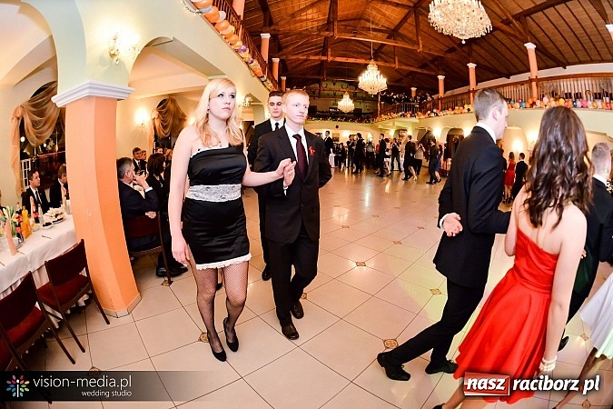 Zdjęcie w galerii na portalu naszraciborz.pl: Tak się bawił Mechanik - bal w Rogowie wiadomości z regionu