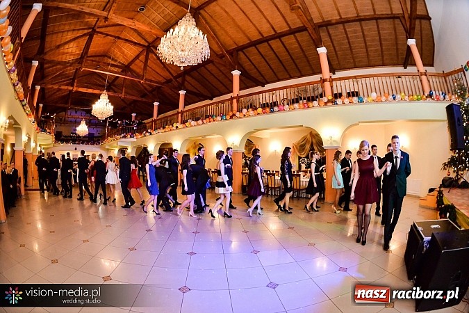 Zdjęcie w galerii na portalu naszraciborz.pl: Tak się bawił Mechanik - bal w Rogowie wiadomości z regionu