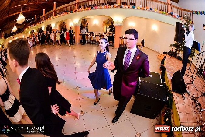 Zdjęcie w galerii na portalu naszraciborz.pl: Tak się bawił Mechanik - bal w Rogowie wiadomości z regionu