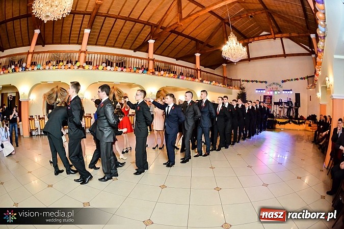 Zdjęcie w galerii na portalu naszraciborz.pl: Tak się bawił Mechanik - bal w Rogowie wiadomości z regionu