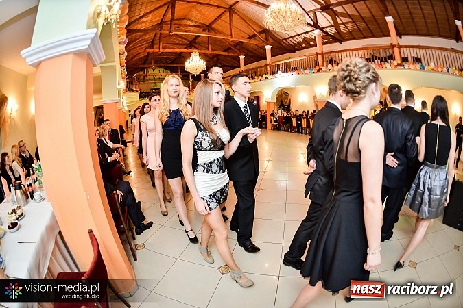 Zdjęcie w galerii na portalu naszraciborz.pl: Tak się bawił Mechanik - bal w Rogowie wiadomości z regionu