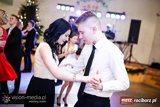 Zdjęcie w galerii na portalu naszraciborz.pl: Tak się bawił Mechanik - bal w Rogowie wiadomości z regionu