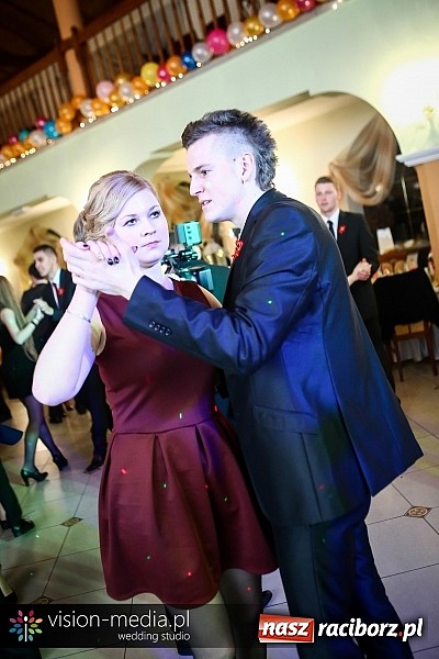 Zdjęcie w galerii na portalu naszraciborz.pl: Tak się bawił Mechanik - bal w Rogowie wiadomości z regionu