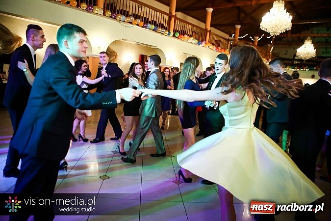 Zdjęcie w galerii na portalu naszraciborz.pl: Tak się bawił Mechanik - bal w Rogowie wiadomości z regionu