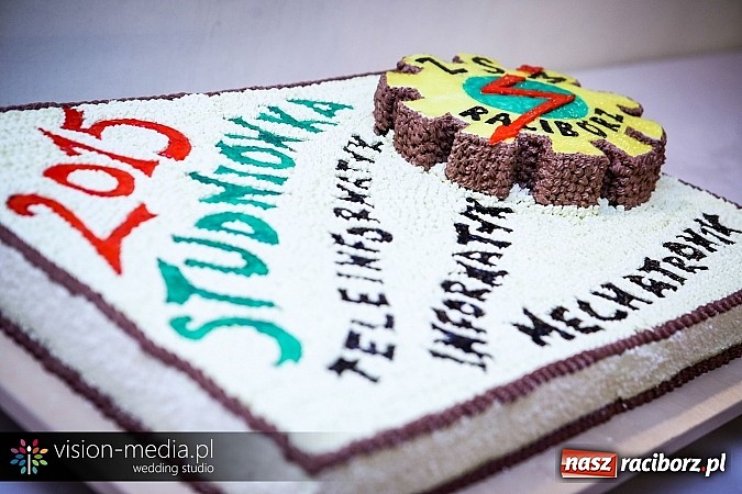 Zdjęcie w galerii na portalu naszraciborz.pl: Tak się bawił Mechanik - bal w Rogowie wiadomości z regionu