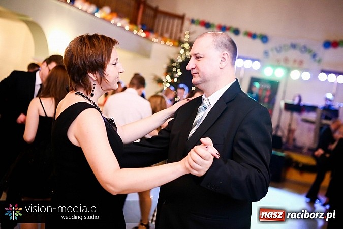 Zdjęcie w galerii na portalu naszraciborz.pl: Tak się bawił Mechanik - bal w Rogowie wiadomości z regionu