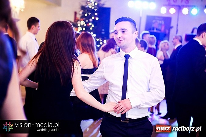 Zdjęcie w galerii na portalu naszraciborz.pl: Tak się bawił Mechanik - bal w Rogowie wiadomości z regionu