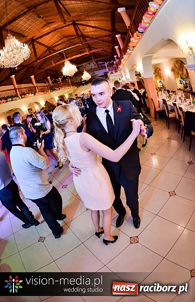 Zdjęcie w galerii na portalu naszraciborz.pl: Tak się bawił Mechanik - bal w Rogowie wiadomości z regionu