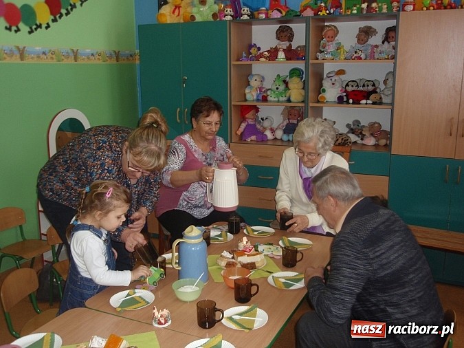 Zdjęcie w galerii na portalu naszraciborz.pl: Wesoły tydzień w Przedszkolu na Płoni  wiadomości z regionu