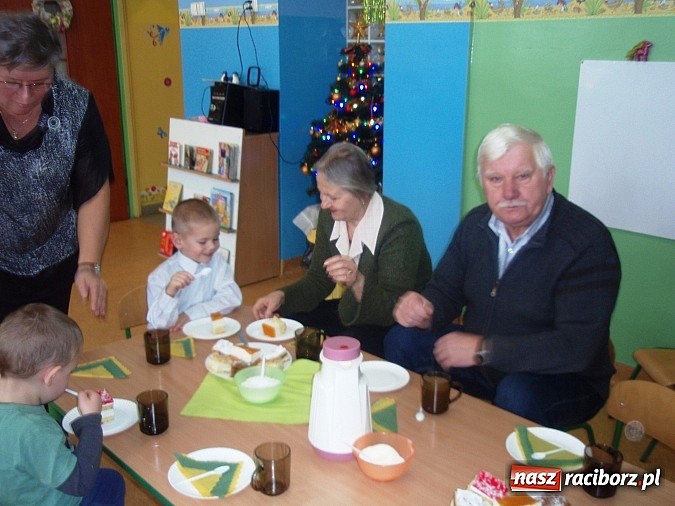 Zdjęcie w galerii na portalu naszraciborz.pl: Wesoły tydzień w Przedszkolu na Płoni  wiadomości z regionu