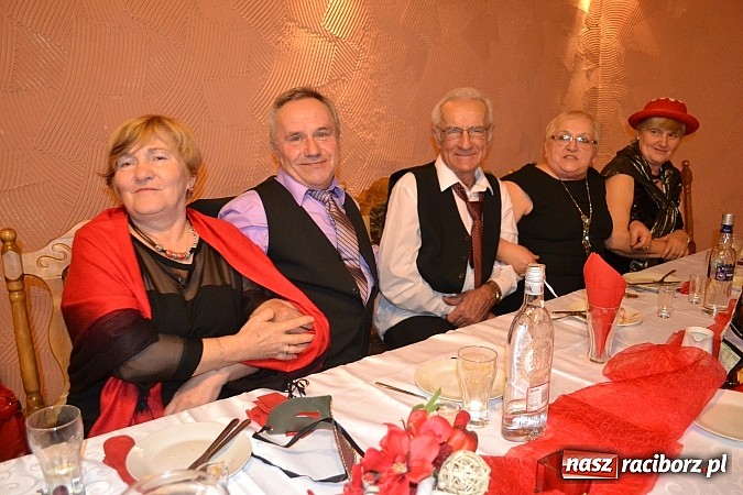Zdjęcie w galerii na portalu naszraciborz.pl: Seniorzy z Kuźni Raciborskiej na balu przebierańców wiadomości z regionu