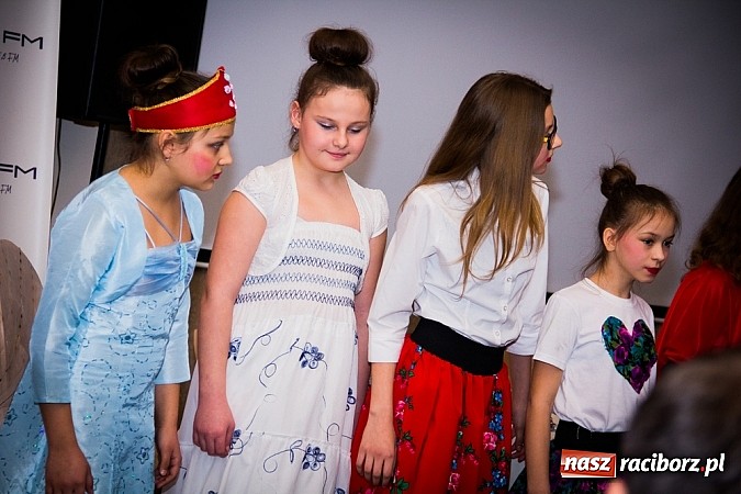 Zdjęcie w galerii na portalu naszraciborz.pl: Dziś w AquaBraxie wręczono kolejne statuetki Mieszko wiadomości z regionu