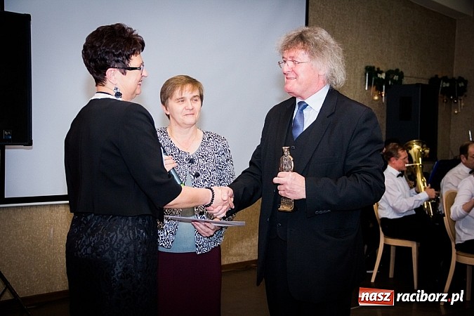 Zdjęcie w galerii na portalu naszraciborz.pl: Dziś w AquaBraxie wręczono kolejne statuetki Mieszko wiadomości z regionu