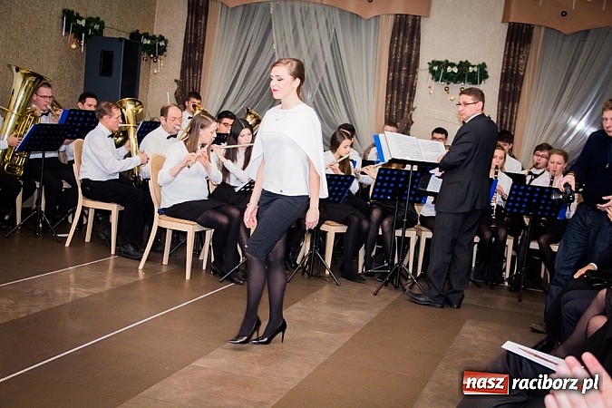 Zdjęcie w galerii na portalu naszraciborz.pl: Dziś w AquaBraxie wręczono kolejne statuetki Mieszko wiadomości z regionu