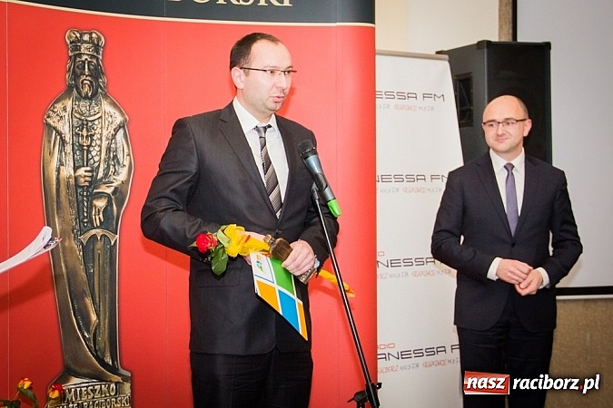 Zdjęcie w galerii na portalu naszraciborz.pl: Dziś w AquaBraxie wręczono kolejne statuetki Mieszko wiadomości z regionu
