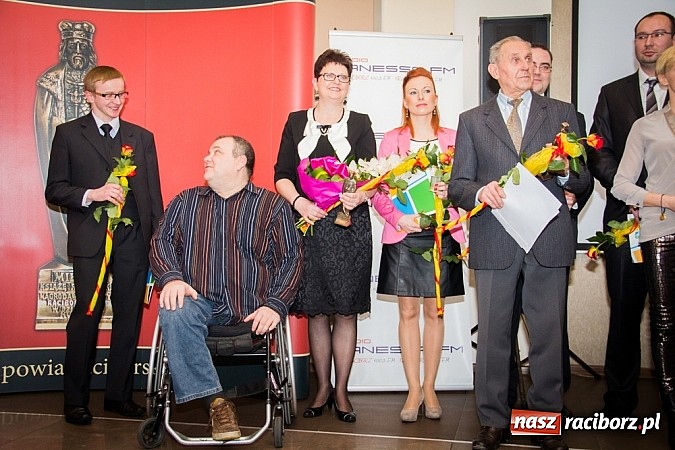 Zdjęcie w galerii na portalu naszraciborz.pl: Dziś w AquaBraxie wręczono kolejne statuetki Mieszko wiadomości z regionu