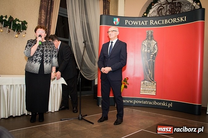 Zdjęcie w galerii na portalu naszraciborz.pl: Dziś w AquaBraxie wręczono kolejne statuetki Mieszko wiadomości z regionu