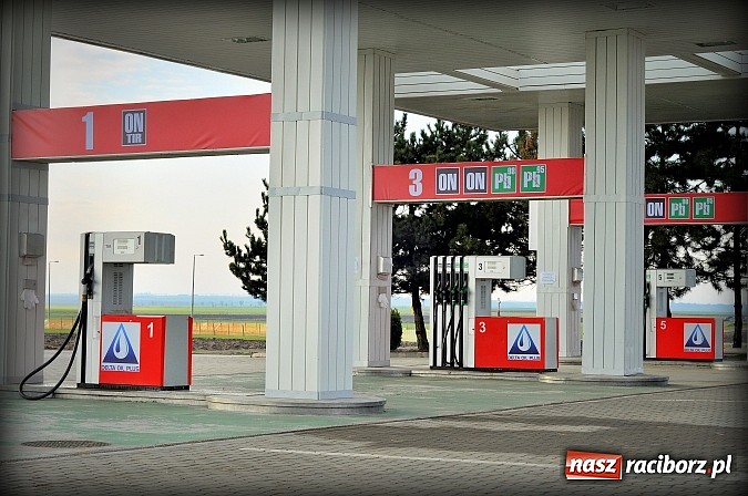 Zdjęcie w galerii na portalu naszraciborz.pl: Najniższe ceny paliw w okolicy - nowa stacja paliw w Pietraszynie wiadomości z regionu