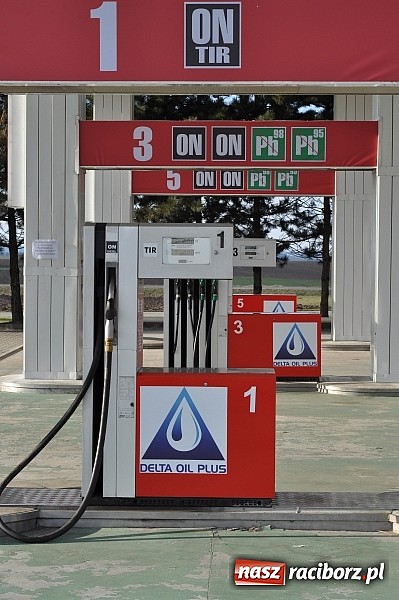 Zdjęcie w galerii na portalu naszraciborz.pl: Najniższe ceny paliw w okolicy - nowa stacja paliw w Pietraszynie wiadomości z regionu