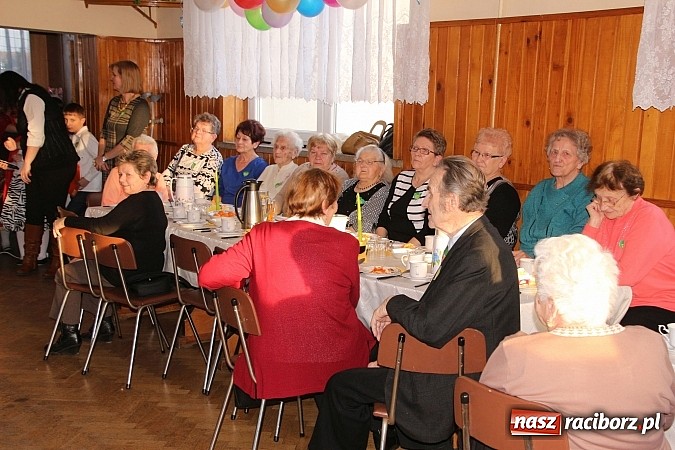 Zdjęcie w galerii na portalu naszraciborz.pl: Jubileuszowy Dzień Seniora w Wojnowicach wiadomości z regionu