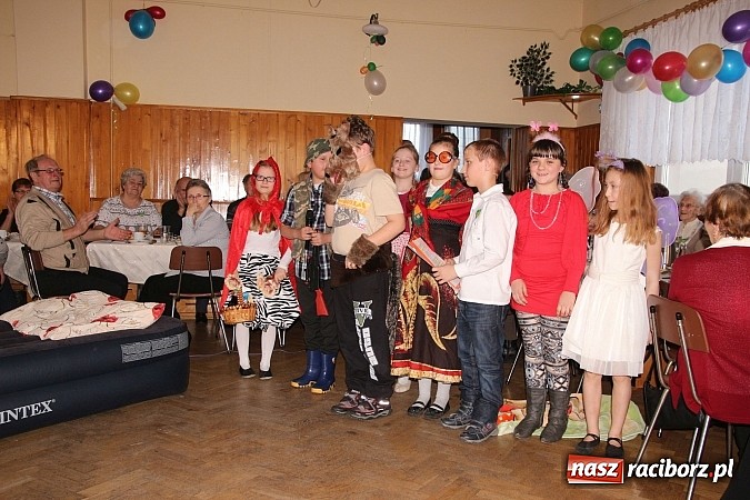 Zdjęcie w galerii na portalu naszraciborz.pl: Jubileuszowy Dzień Seniora w Wojnowicach wiadomości z regionu