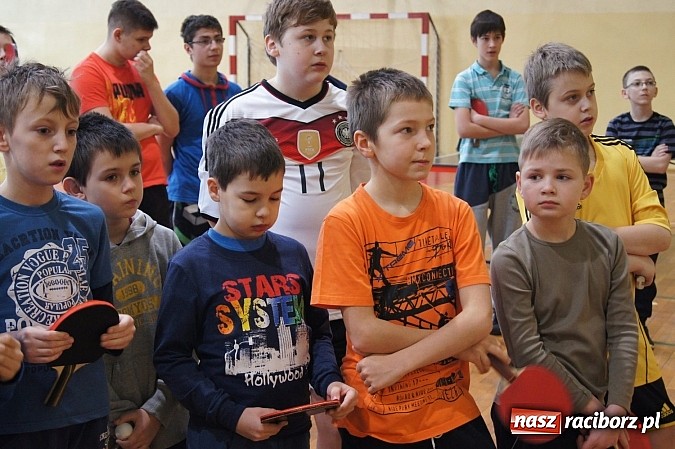 Zdjęcie w galerii na portalu naszraciborz.pl: W Nędzy walczyli o puchar wójta wiadomości z regionu