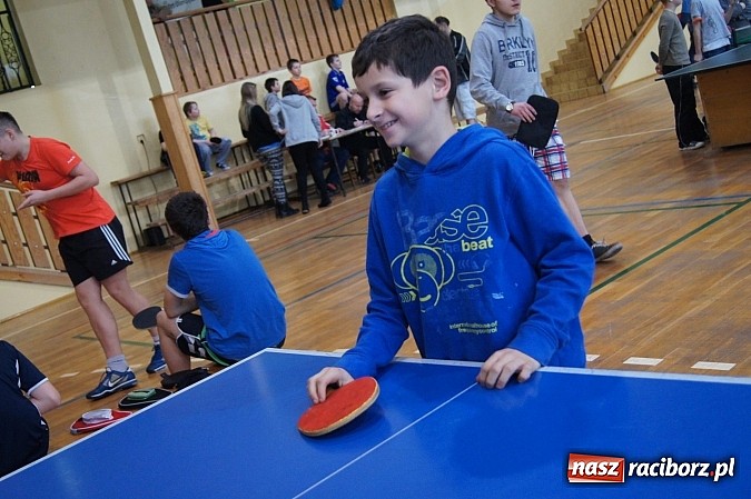 Zdjęcie w galerii na portalu naszraciborz.pl: W Nędzy walczyli o puchar wójta wiadomości z regionu