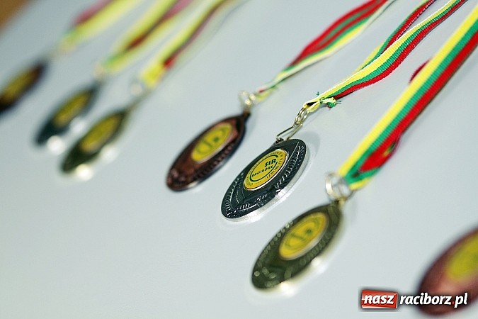 Zdjęcie w galerii na portalu naszraciborz.pl: Zawody rekreacyjne na Arenie Rafako wiadomości z regionu