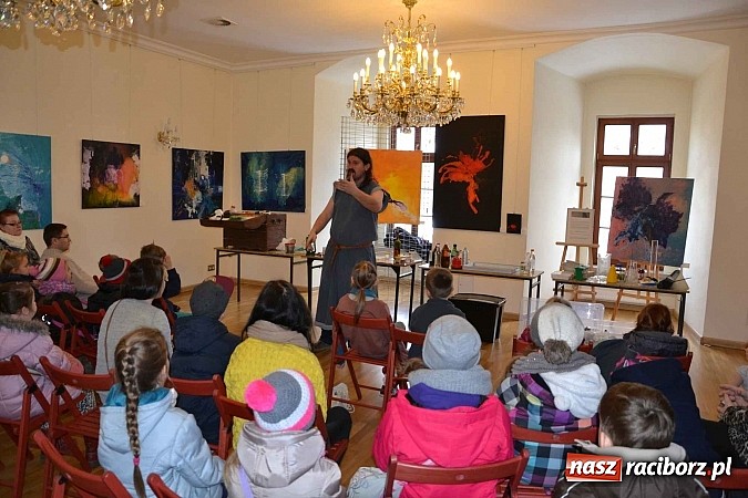 Zdjęcie w galerii na portalu naszraciborz.pl: Spotkanie z alchemikiem zainaugurowało Zamkową Zimową Akademię Nauki 2015  wiadomości z regionu